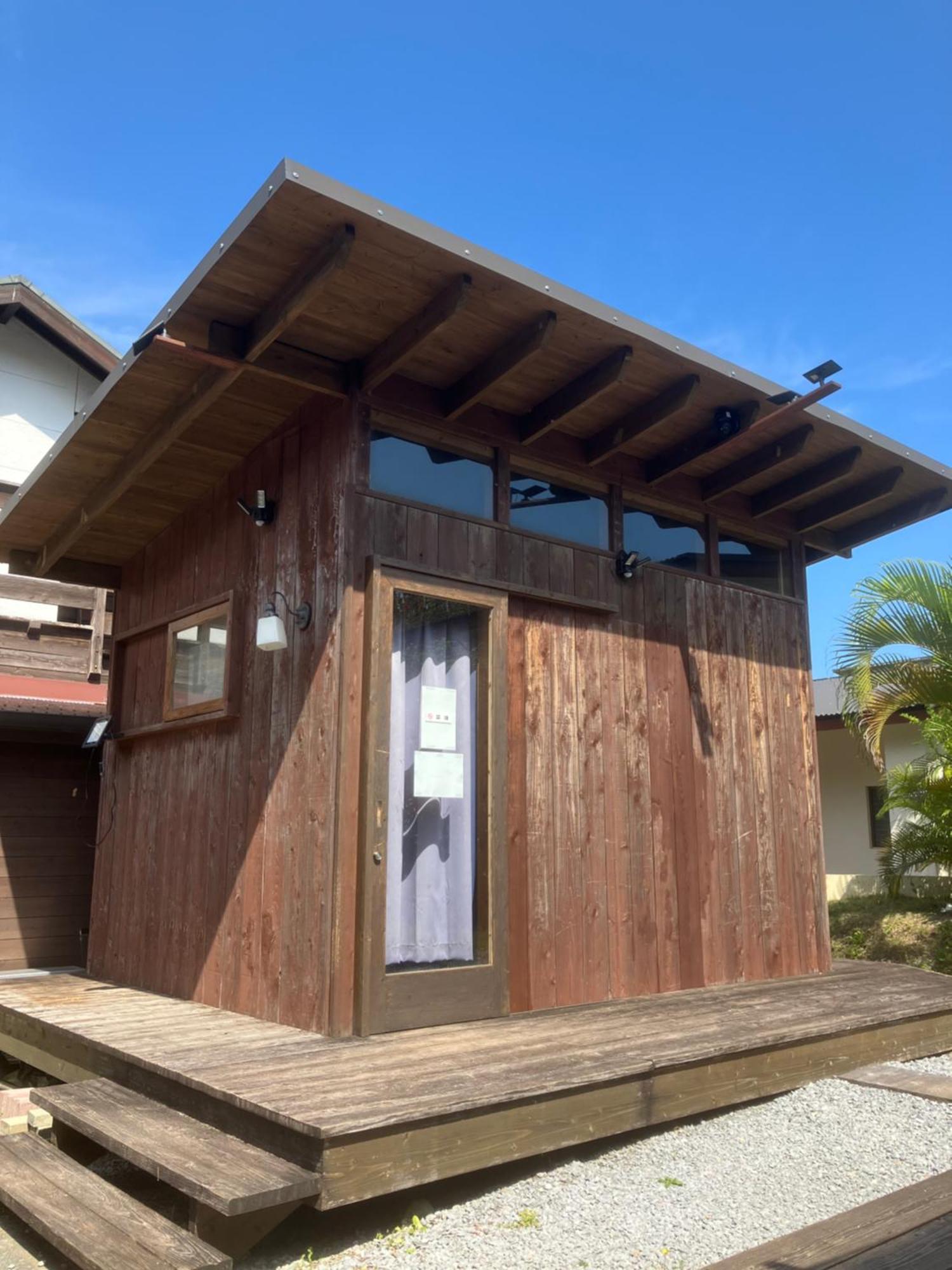 Ｐｅｎｓｉｏｎ　Ｓｈｉｍａｋａｚｅ Hotel Motobu Exterior foto